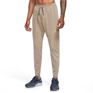 Main image showing a product in the gallery