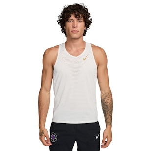 Main image showing a product in the gallery