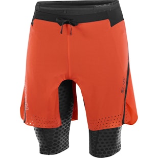 Main image showing a product in the gallery