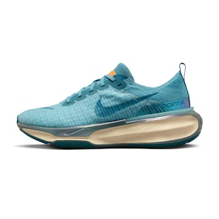 Main image showing a product in the gallery