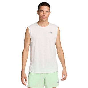 Main image showing a product in the gallery