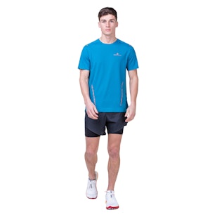 Main image showing a product in the gallery