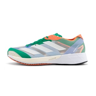 Main image showing a product in the gallery