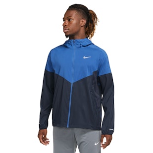 Main image showing a product in the gallery