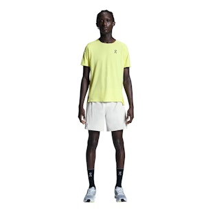 Main image showing a product in the gallery