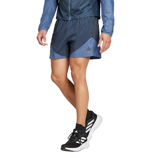 Main image showing a product in the gallery