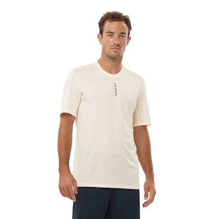 Main image showing a product in the gallery