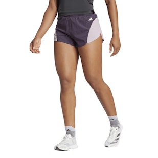 Main image showing a product in the gallery