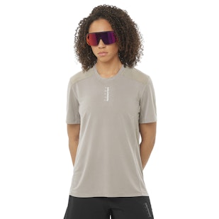 Main image showing a product in the gallery