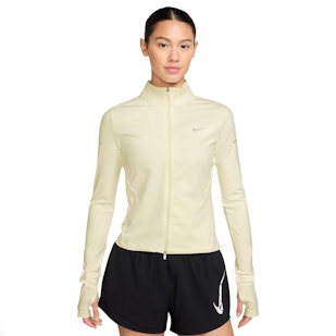 Main image showing a product in the gallery