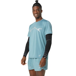 Main image showing a product in the gallery