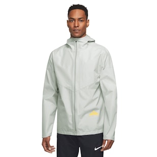 Main image showing a product in the gallery