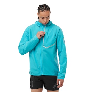 Main image showing a product in the gallery