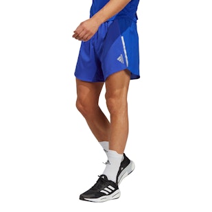 Main image showing a product in the gallery