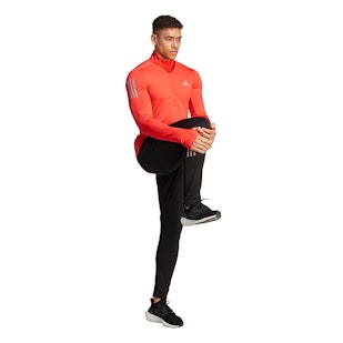 Main image showing a product in the gallery