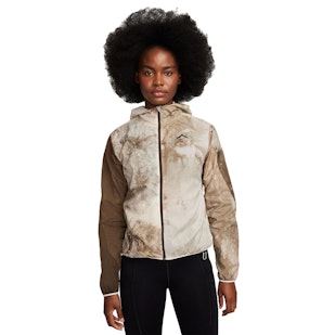 Main image showing a product in the gallery