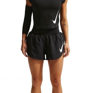 Main image showing a product in the gallery