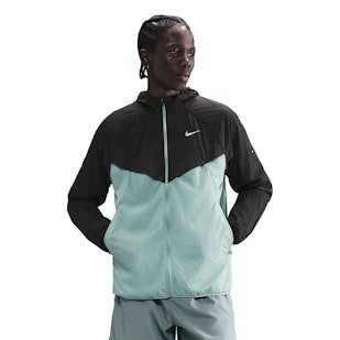 Main image showing a product in the gallery