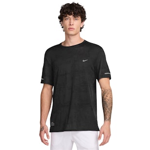 Main image showing a product in the gallery