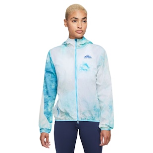 Main image showing a product in the gallery