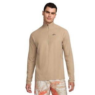 Main image showing a product in the gallery