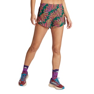 Main image showing a product in the gallery