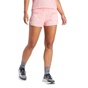 Main image showing a product in the gallery