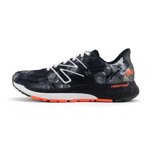 Main image showing a product in the gallery