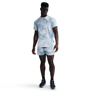 Main image showing a product in the gallery