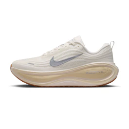 Nike Vomero Plus bij All4running