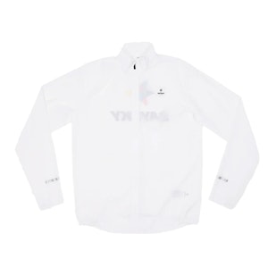 Main image showing a product in the gallery