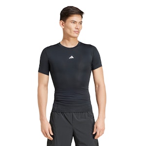 adidas TechFit T-Shirt Heren adidas TechFit T-Shirt Heren