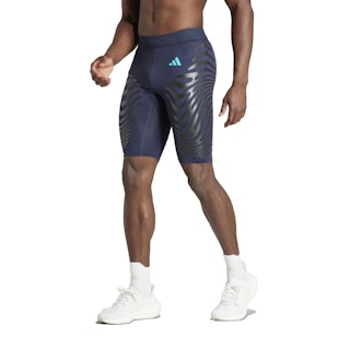 Main image showing a product in the gallery