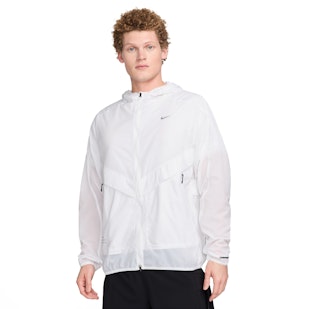 Main image showing a product in the gallery