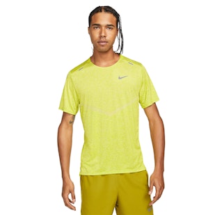 Main image showing a product in the gallery