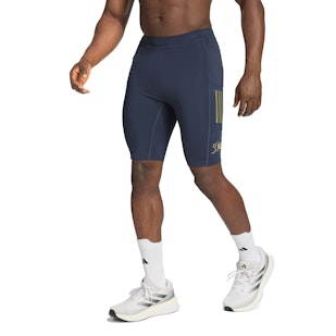 Main image showing a product in the gallery