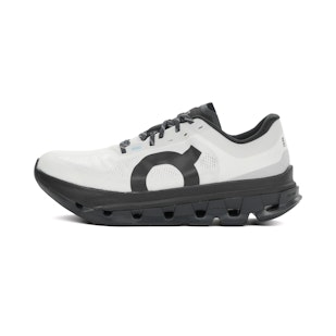 Main image showing a product in the gallery