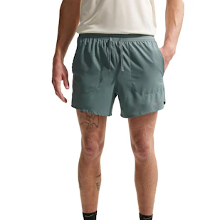 Main image showing a product in the gallery