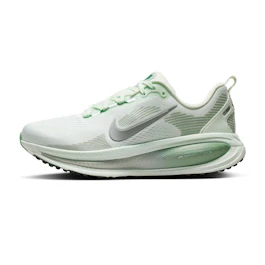 Nike Vomero 18 bij All4running