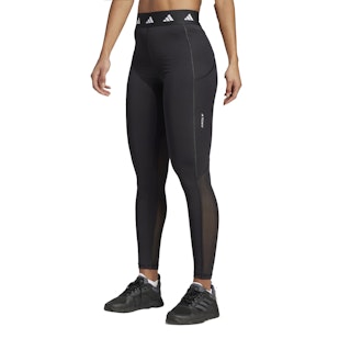 Main image showing a product in the gallery