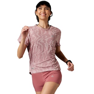 Main image showing a product in the gallery