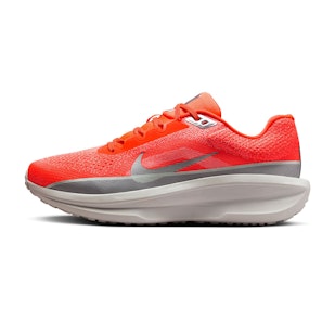 Main image showing a product in the gallery