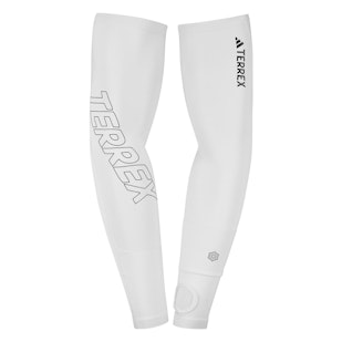 Main image showing a product in the gallery