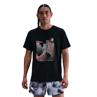 Main image showing a product in the gallery