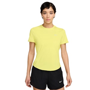 Nike Swift Dri-FIT T-shirt Dames Nike Swift Dri-FIT T-shirt Dames