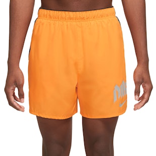 Main image showing a product in the gallery