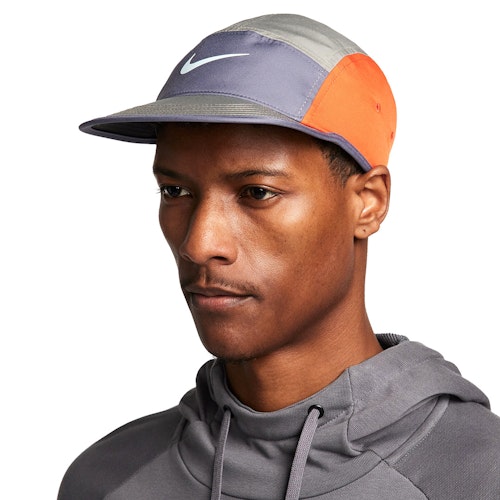 A nike hat hotsell