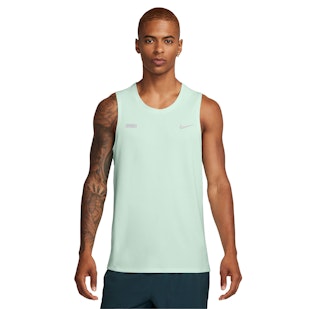 Main image showing a product in the gallery