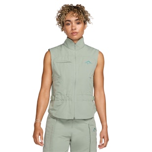 Main image showing a product in the gallery