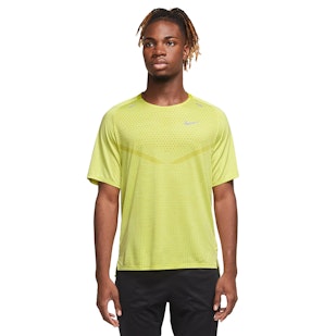 Main image showing a product in the gallery